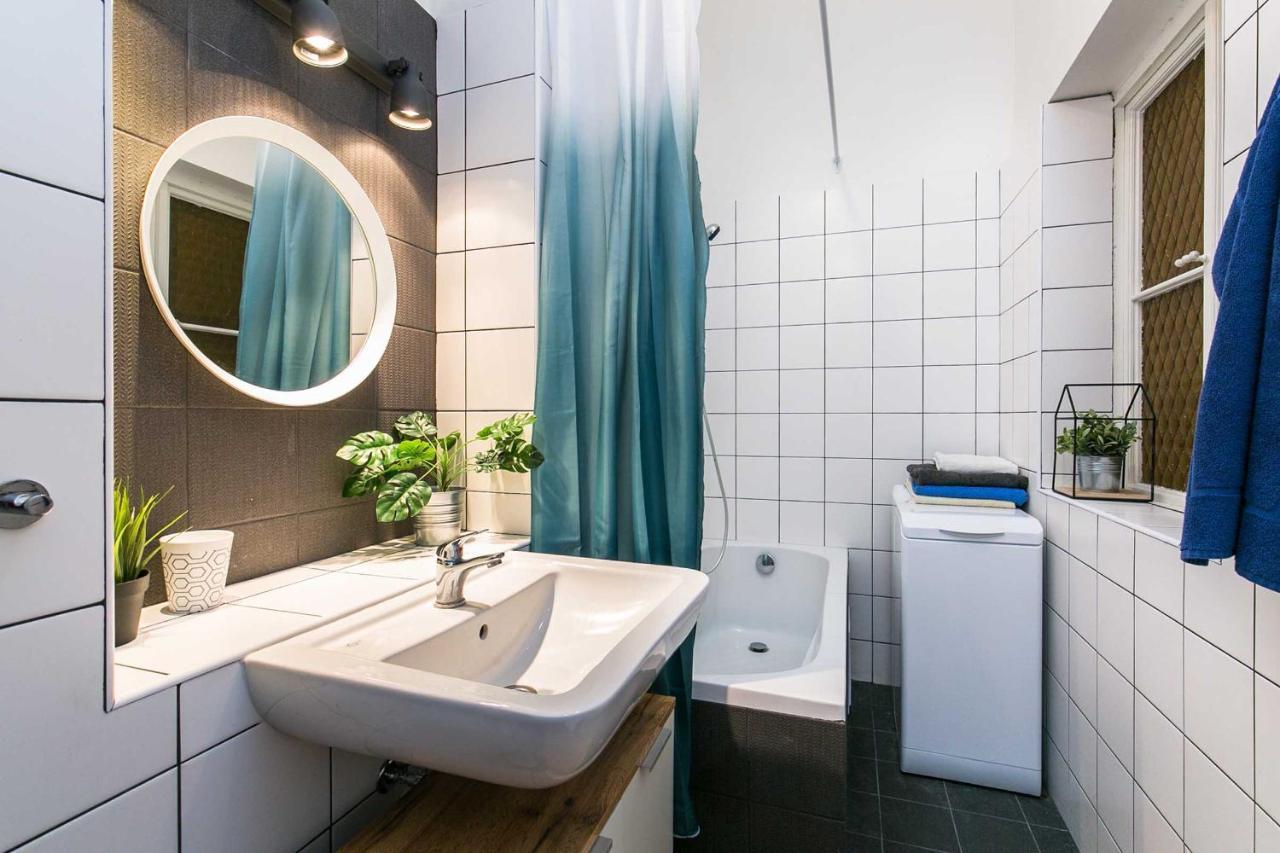 Jiriho Z Podebrad Apartment *